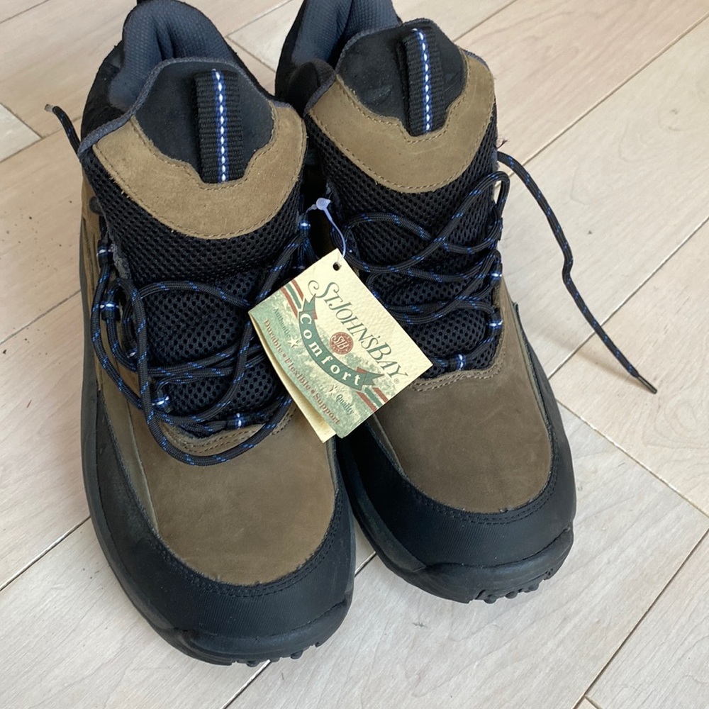 St Johns Bay leather boots men 10